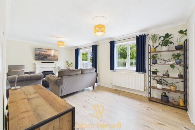 7 Elwell Avenue, Leicester photo 2