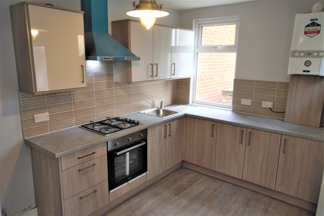 207a, Hertford Road,, Edmonton photo 3