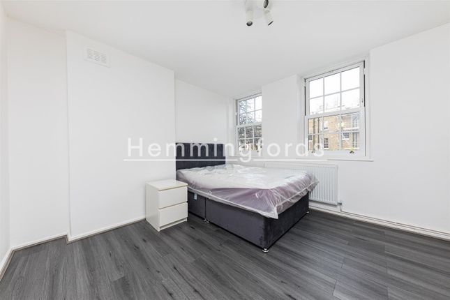 Studio house on Room 1, 3 Gwynne House, Lloyd Baker Street, London, £1,200/mo