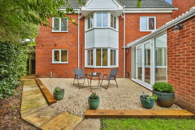 9, Holly Leaf Road, Nottingham photo 4