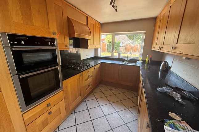 44 High Street, Halling, Rochester photo 3