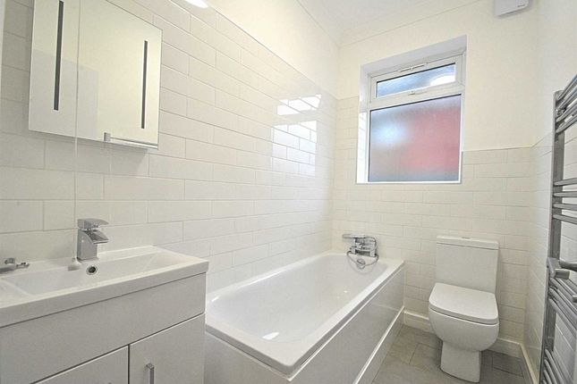 414a, Oakleigh Road North, London photo 5