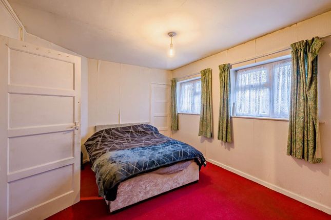 8, Douglas Road, Kingston upon Hull photo 2