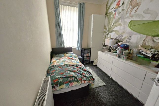 167 St. Vincent Street, South Shields photo 5