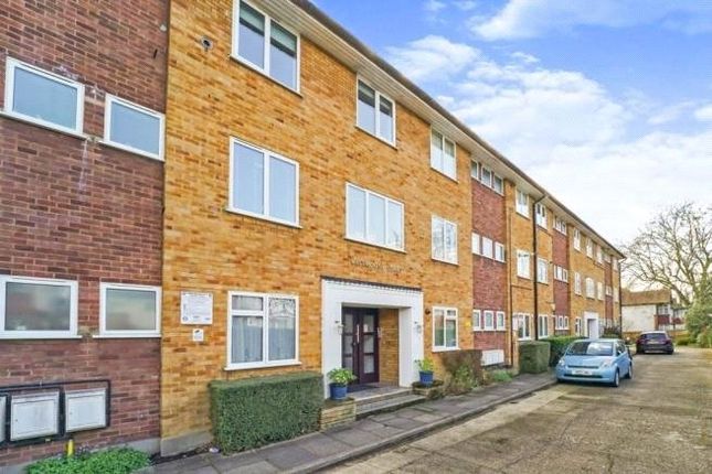 Thumbnail Flat for sale in Westmount Court, Corringway, London