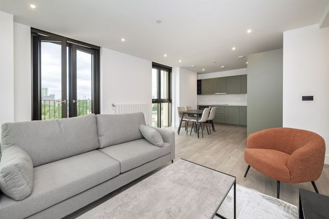 5, Apartment 907, Affinity View, London photo 2