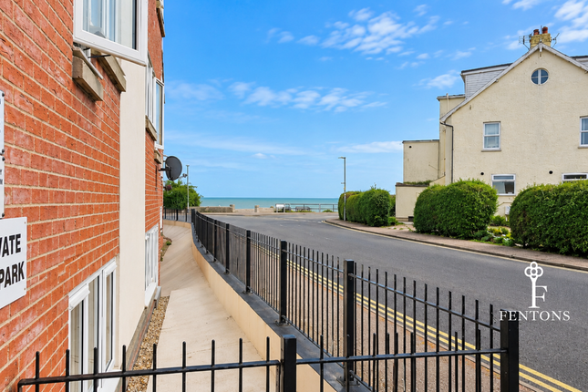 Flat 20, Great Eastern Court, Woodberry Way, Walton On The Naze photo 2