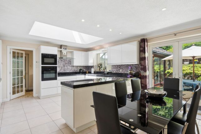 High Aird, 9 Hearn Close, Penn photo 3