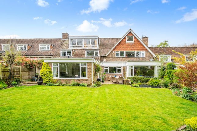 29, The Ridings, Epsom photo 2
