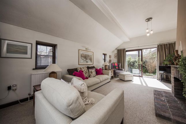 26, Court Meadow, Wrotham photo 3