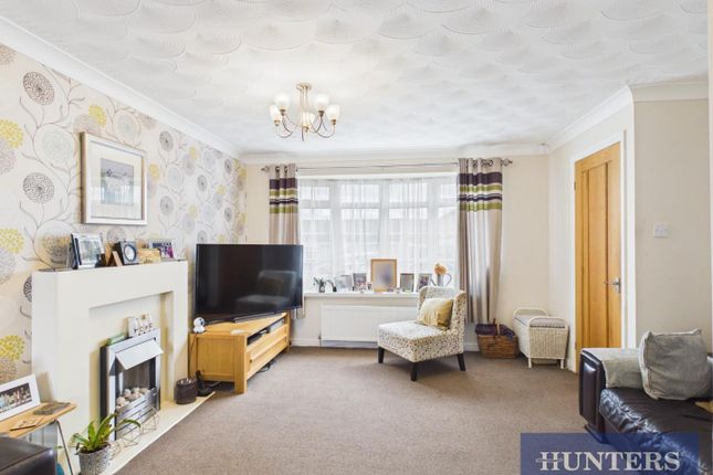 53, Amy Johnson Avenue, Bridlington photo 2