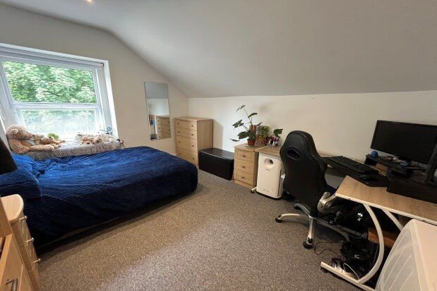 Flat to rent in Ashcombe Court, Shanklin