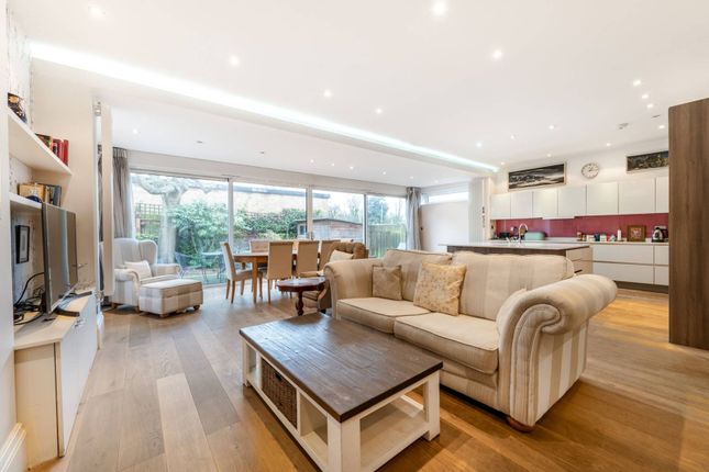 Thumbnail Flat for sale in Chatsworth Road, Mapesbury Estate, London