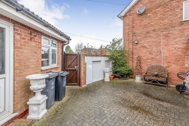 20, Elms Lane, Wolverhampton photo 2