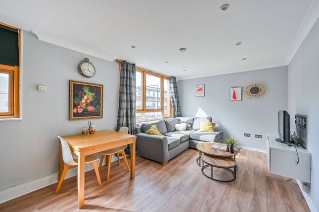 Thumbnail Flat to rent in Benedict Road, Stockwell, London