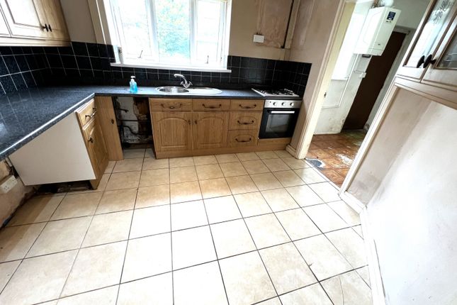 30, Margam Crescent, Bloxwich photo 3