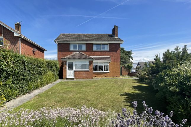 Thumbnail Detached house for sale in Warren Drive, Cleveleys