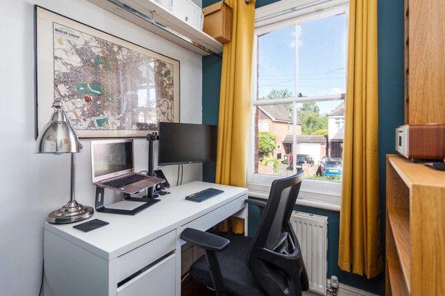 End terrace house for sale in Uplands Road, Caversham, Reading