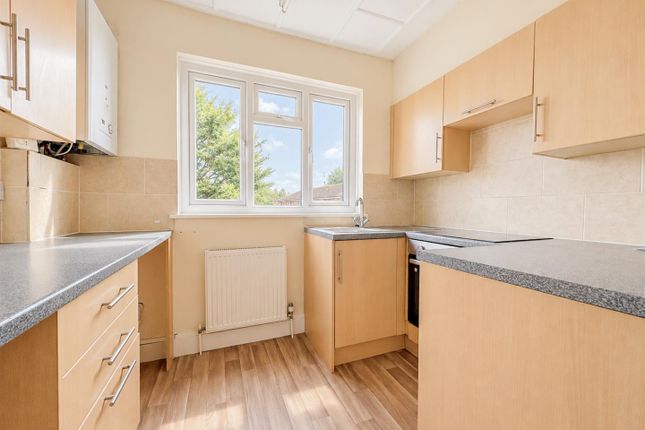 Sedlescombe Road North, St Leonards-On-Sea photo 3