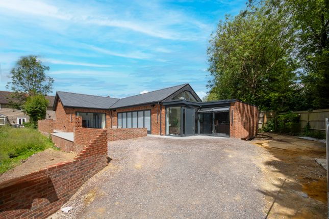 Thumbnail Bungalow for sale in Brenchley Mews, Charing