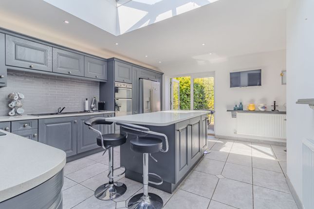 16 Chapel Lane, Leicester photo 2