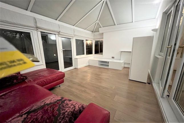 3 Friern Close, Cheshunt, Waltham Cross photo 4