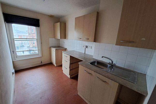 42 Terminus Road, Eastbourne photo 3