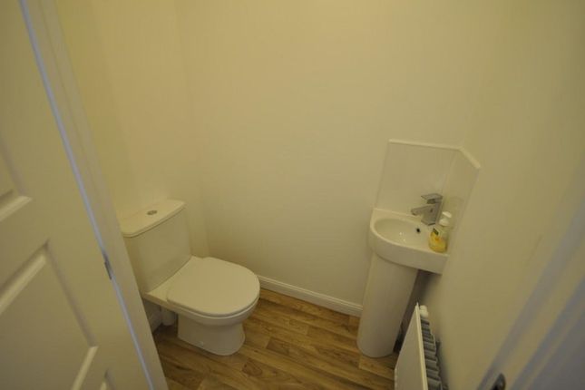 71, Elvaston Drive, Derby photo 5