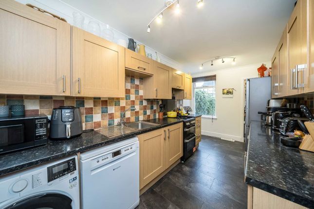 4, Beech Road, London photo 4