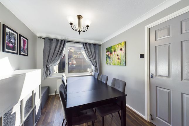 End terrace house for sale in Sundridge Drive, Chatham
