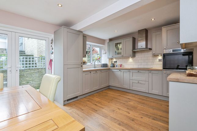 3-bed detached on 5, Brownhill Close, Birstall, Batley, £214,500