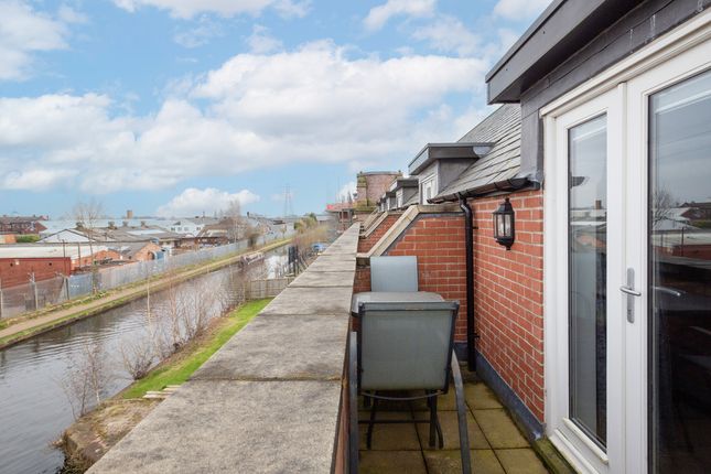 Town house for sale in Juliana Way, Manchester