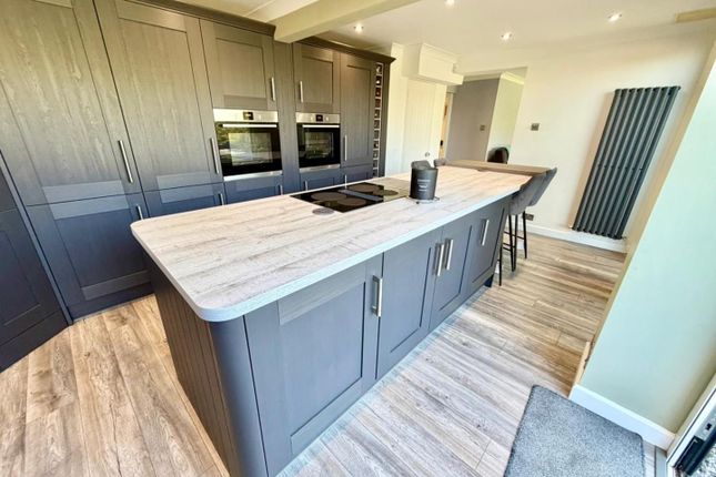 117, Hall Drive, Middlesbrough photo 4