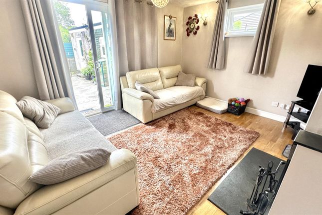 17, Parkwoon Close, St. Austell photo 4