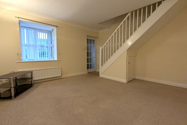 2 Ashton Rise, Chester Le Street photo 2