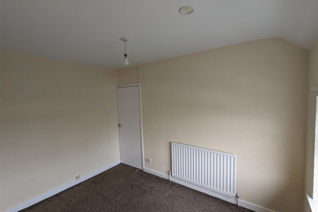 Semi-detached house to rent in Bell Lane, Walsall