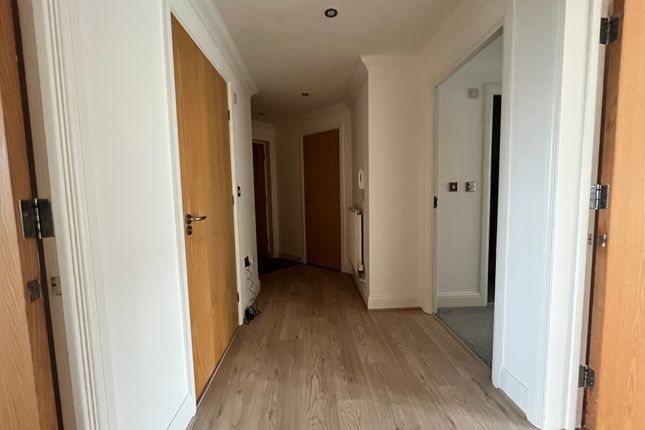 32, Dominica Court, Eastbourne photo 4