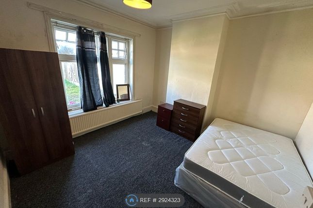 Nelms, Hornchurch photo 3