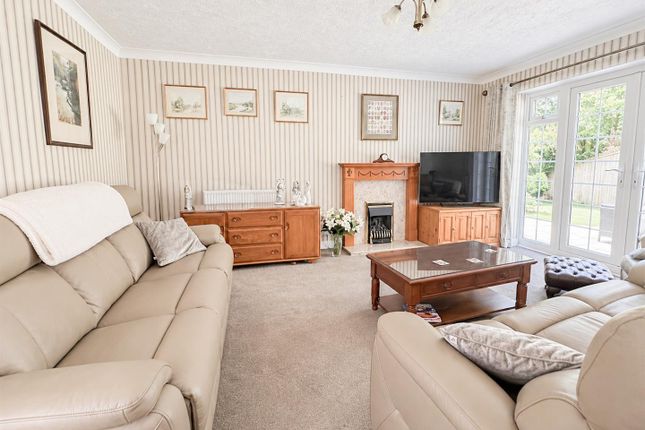 12, Whittlewood Close, St. Leonards-On-Sea photo 2