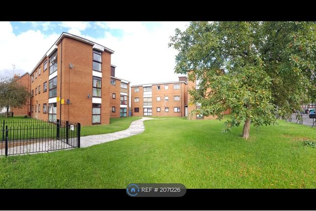 Thumbnail Flat to rent in Allison Court, Reading