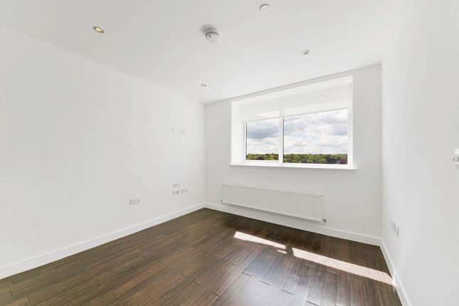 Thumbnail Flat to rent in Wellesley Road, Sutton