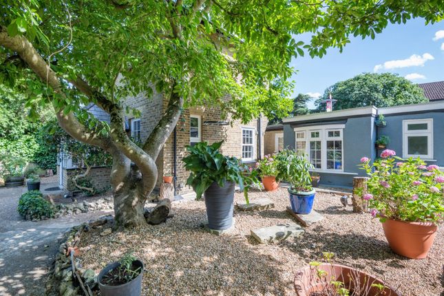 4-bed house on Coachman's Cottage, 8 Pickhurst Lane, Greater London, £850,000