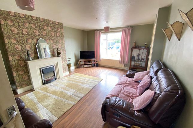 4, Strensall Road, Leicester photo 3