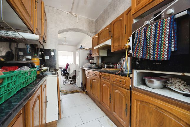 295, Mortlake Road, Ilford photo 2