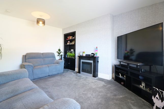 16, Gould Street, Ayr photo 4