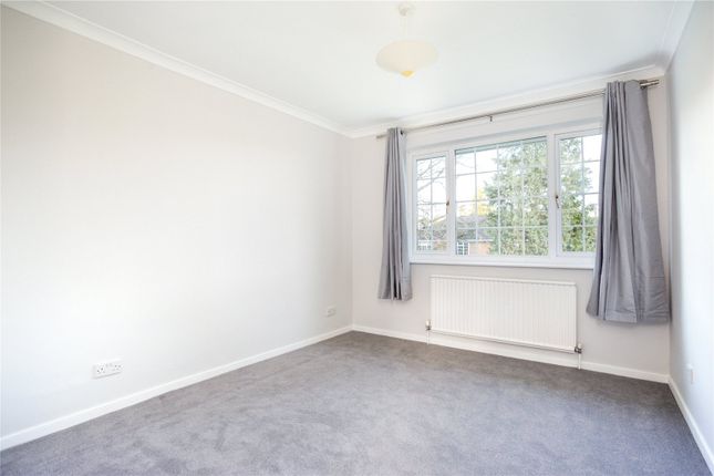 Detached house to rent in Walton Drive, Ascot, Berkshire