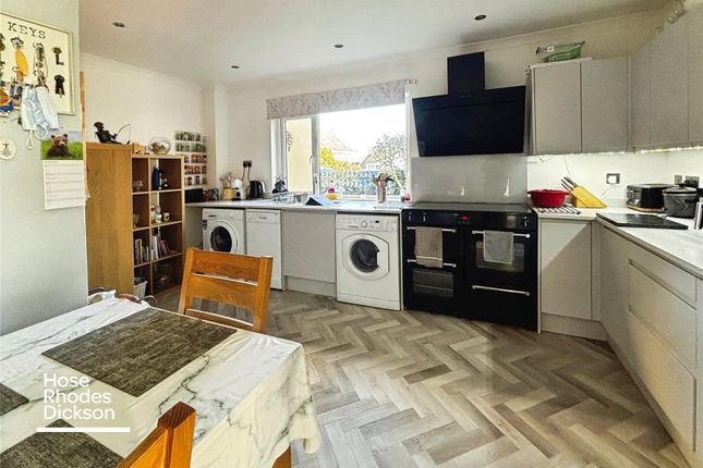 5, Bramley House, 13, Paddock Road, Isle of Wight photo 4