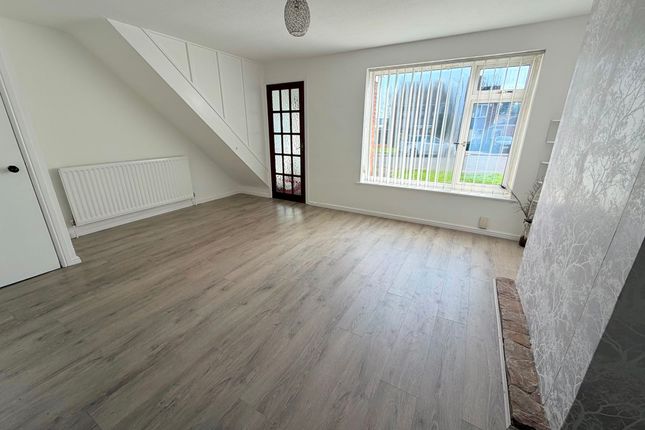 9 Treviscoe Close, Coventry photo 3