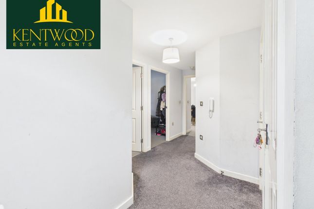 6, Eaton Avenue, Slough photo 3