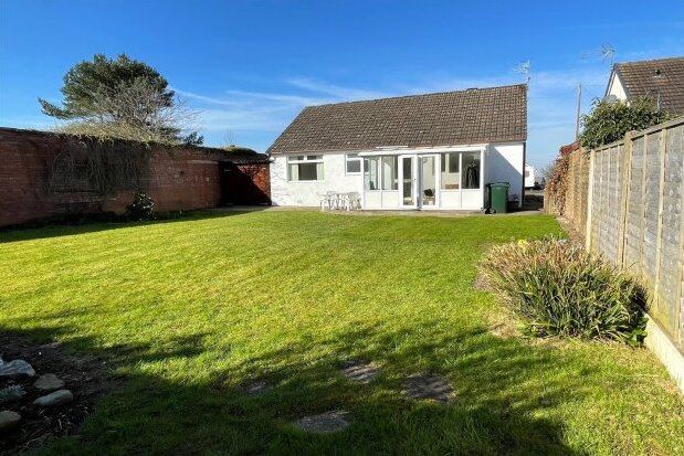 Thumbnail Detached bungalow to rent in Hall Garth Gardens, Carnforth